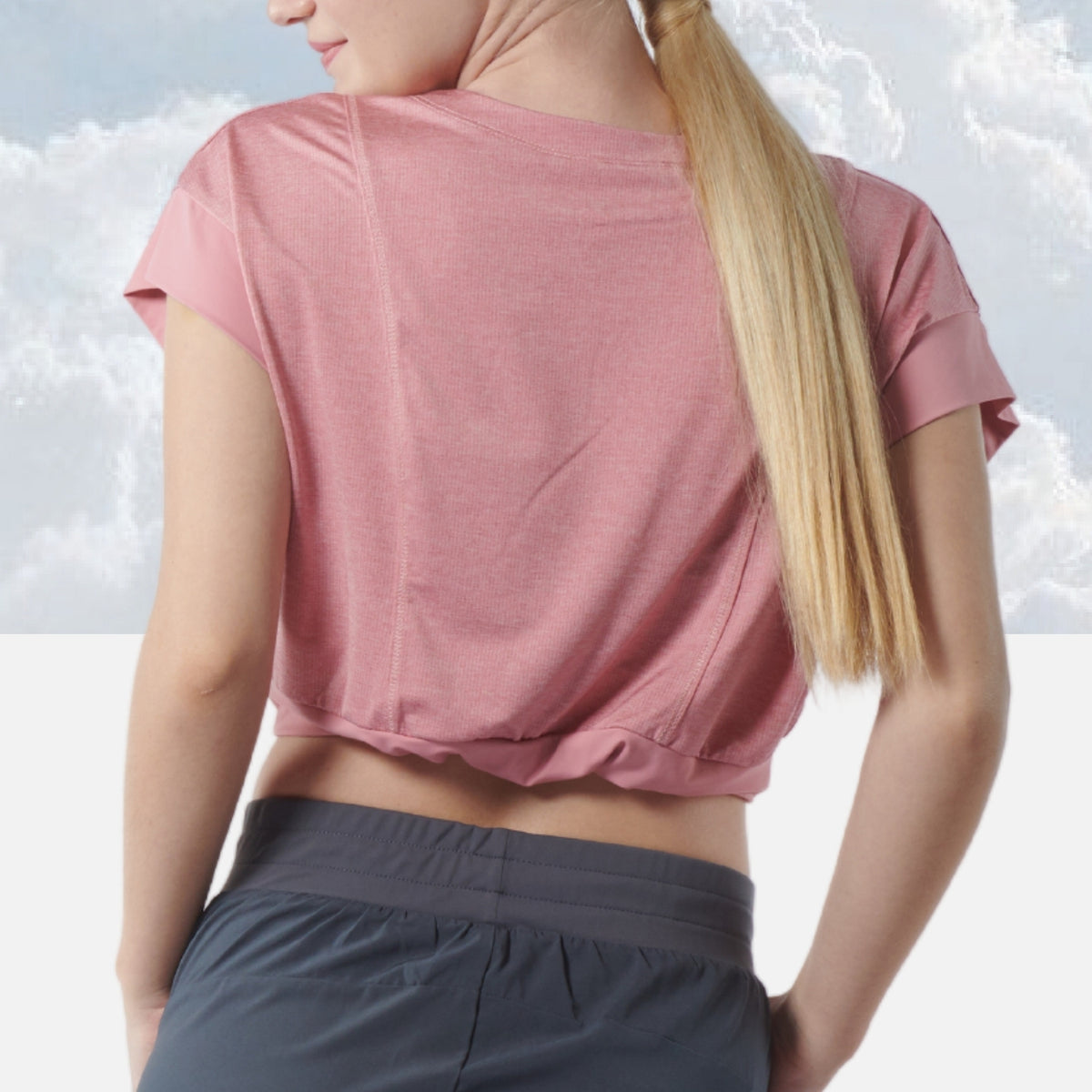 AVIVA Aura Women’s Cropped Workout Top (8079)